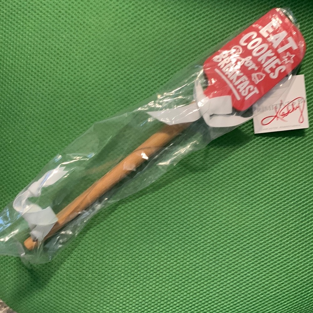Holiday spatula NWT